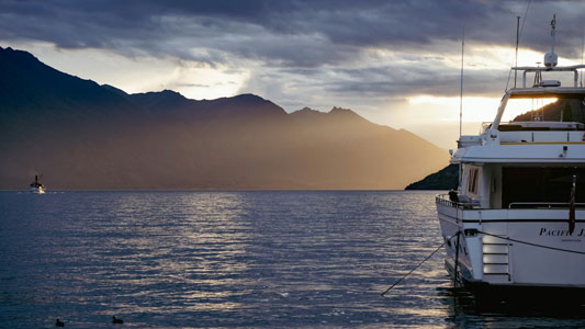 lake-activities-winter