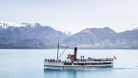 tss-earnslaw-ship-experience