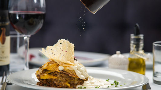 mora-wines-artisan-kitchen
