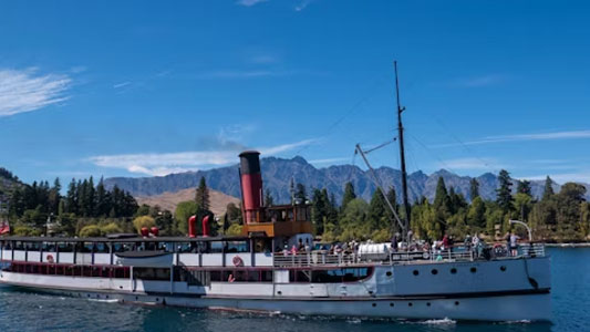 lake-wakatipu-tss-earnslaw